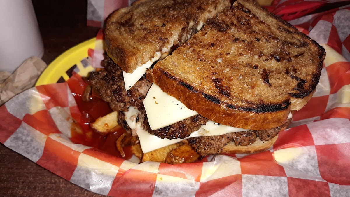 Chicken Coop Grill Photo 5