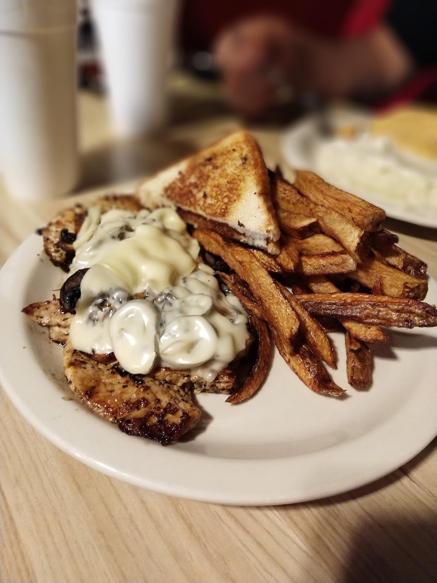 Chicken Coop Grill Photo 6