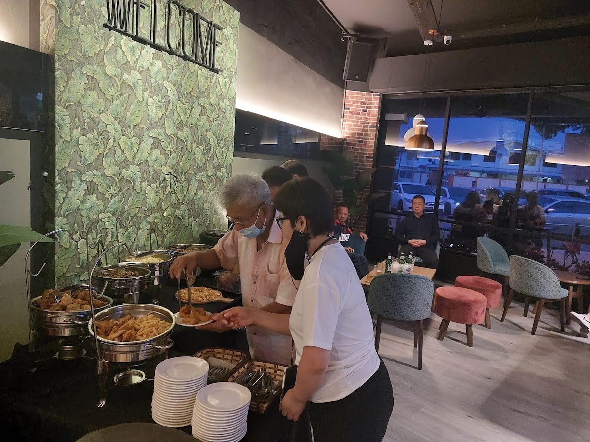 Three Amigos Restaurant Bar Kuching