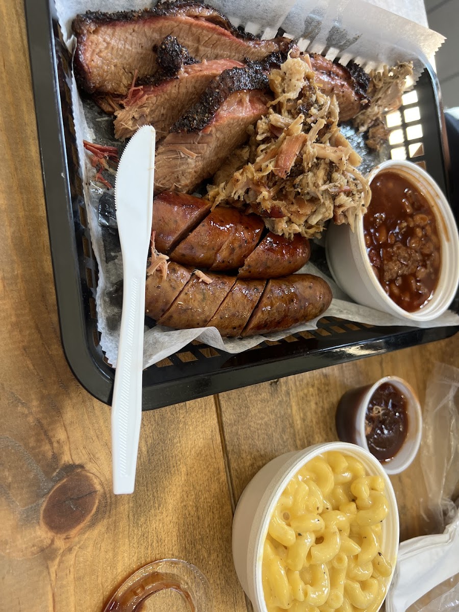 Memphis Black Bbq Photo 3