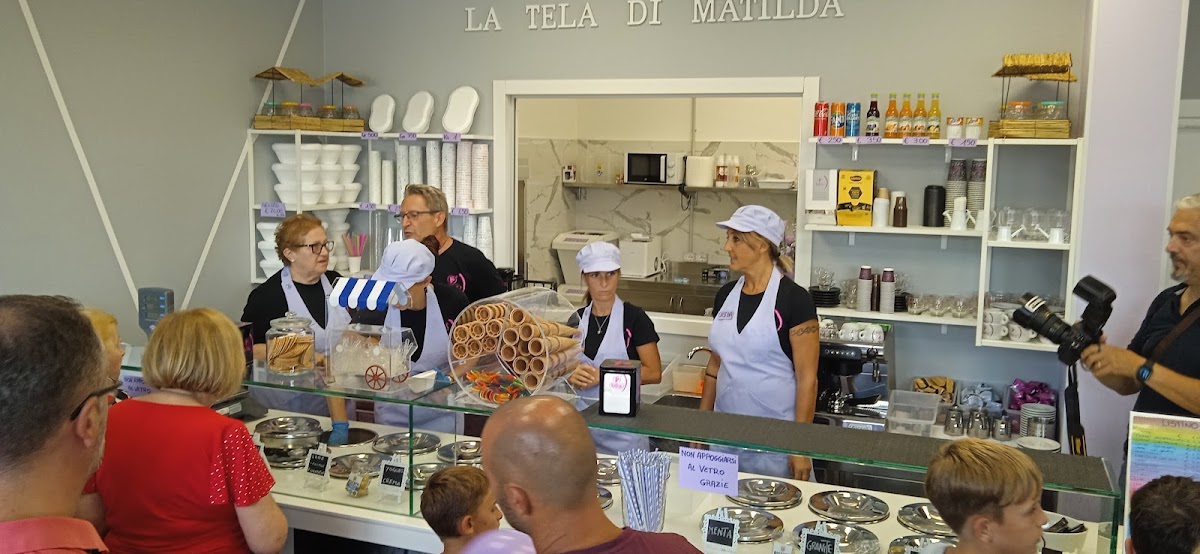 Gelateria INCLUDIAMO Photo 4