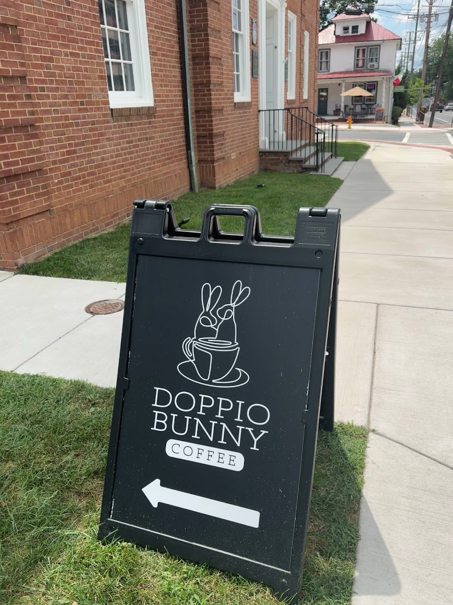 Doppio Bunny Coffee - Winchester Photo 2