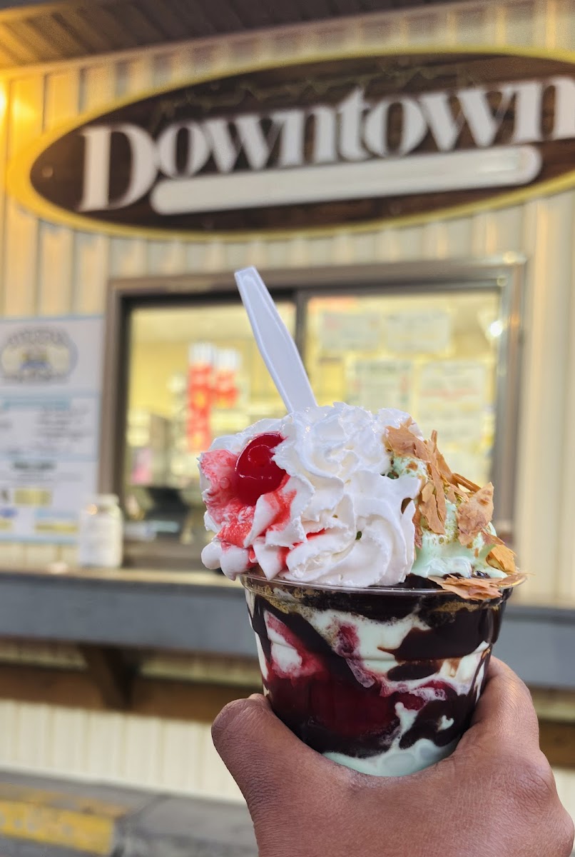 Woods Ice Cream Photo 3