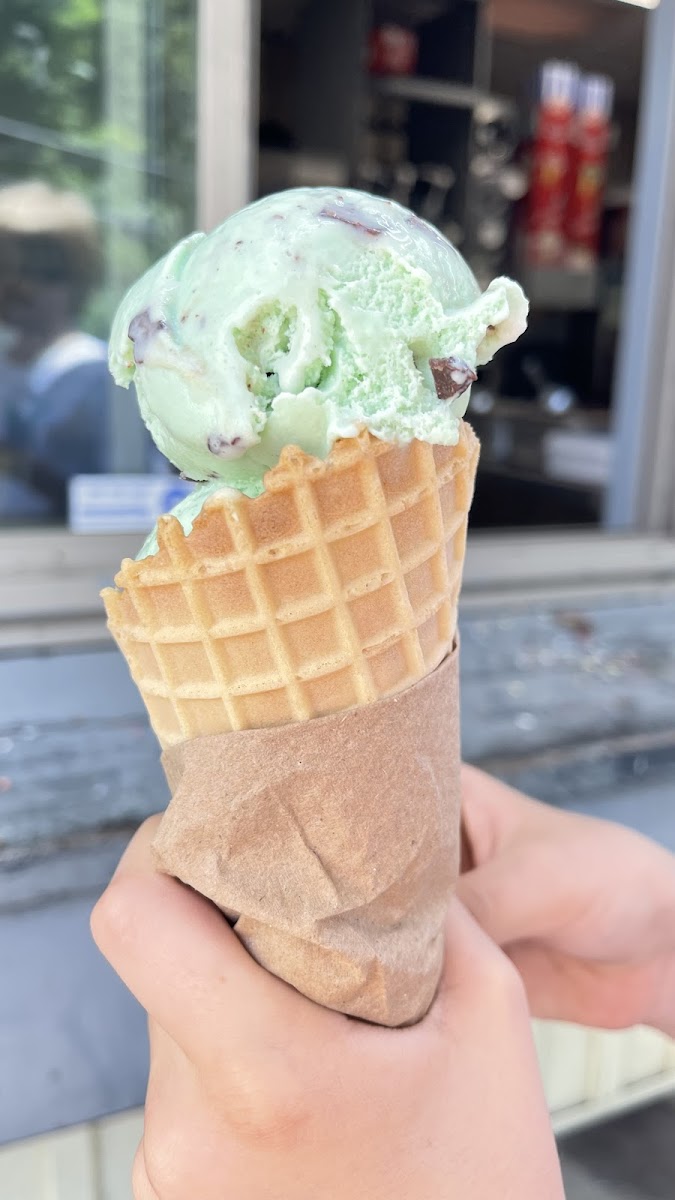 Woods Ice Cream Photo 8