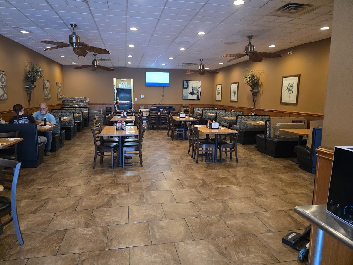 Theo's Deli & Seafood Photo 4