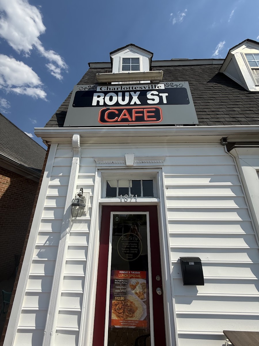 Roux St. Cafe