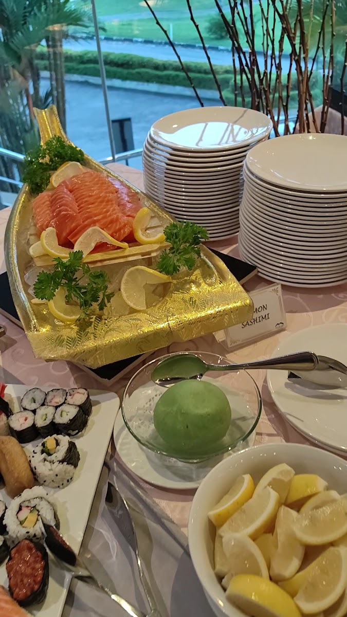 Dome Restaurant Photo 2