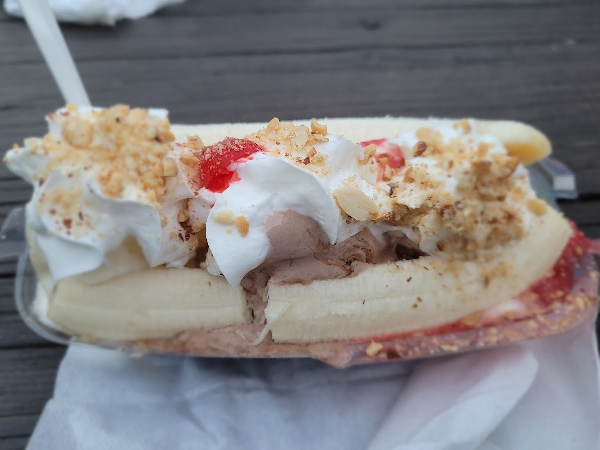 Polly's Ice Cream Photo 6