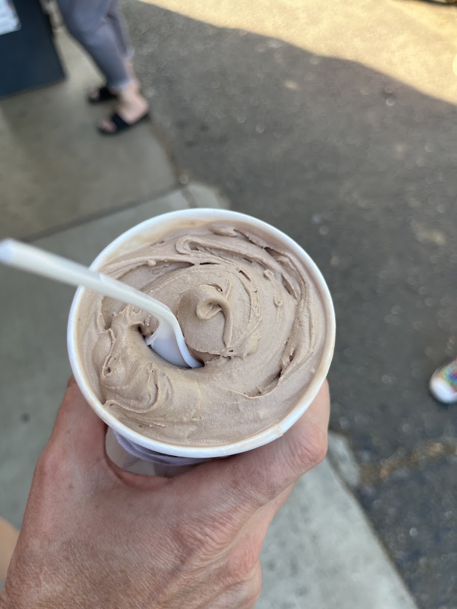 Polly's Ice Cream Photo 8