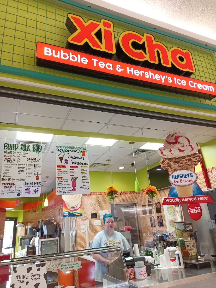 XiCha Bubble Tea & Hershey's Ice Cream