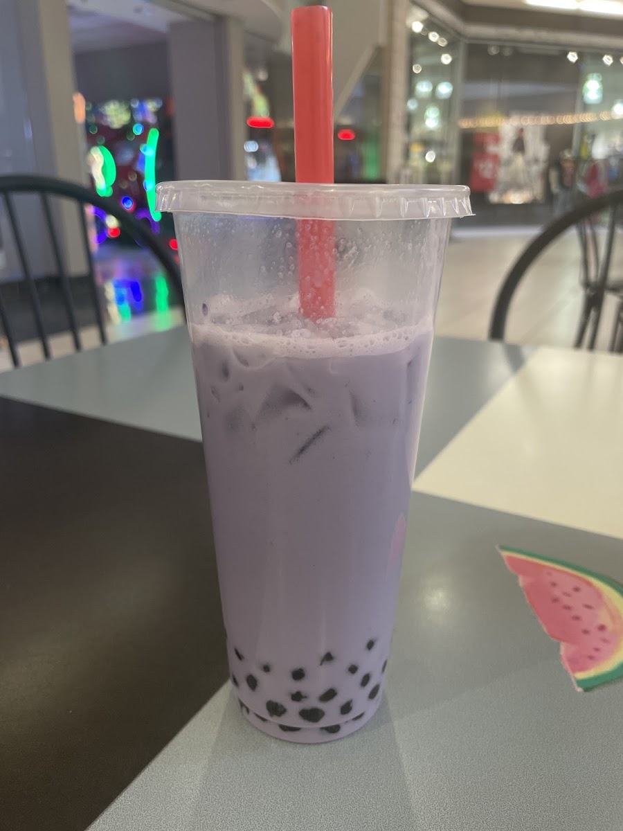 XiCha Bubble Tea & Hershey's Ice Cream Photo 2