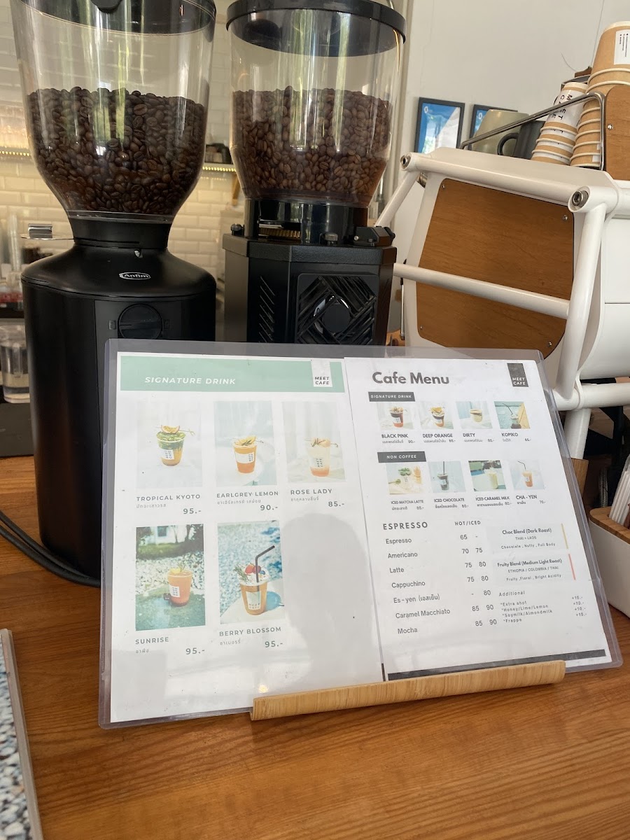 MEET CAFE suratthani Photo Menu 8