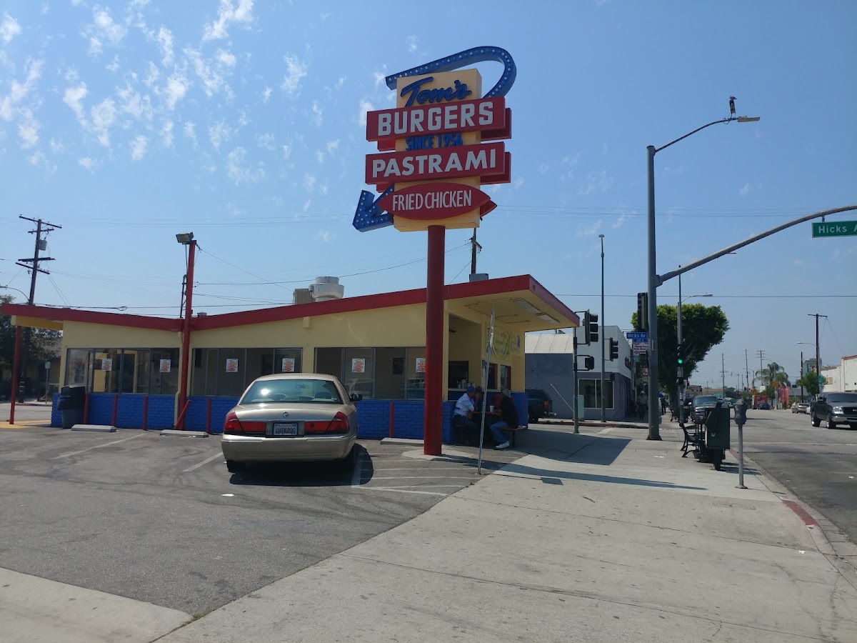 Tom's Burgers