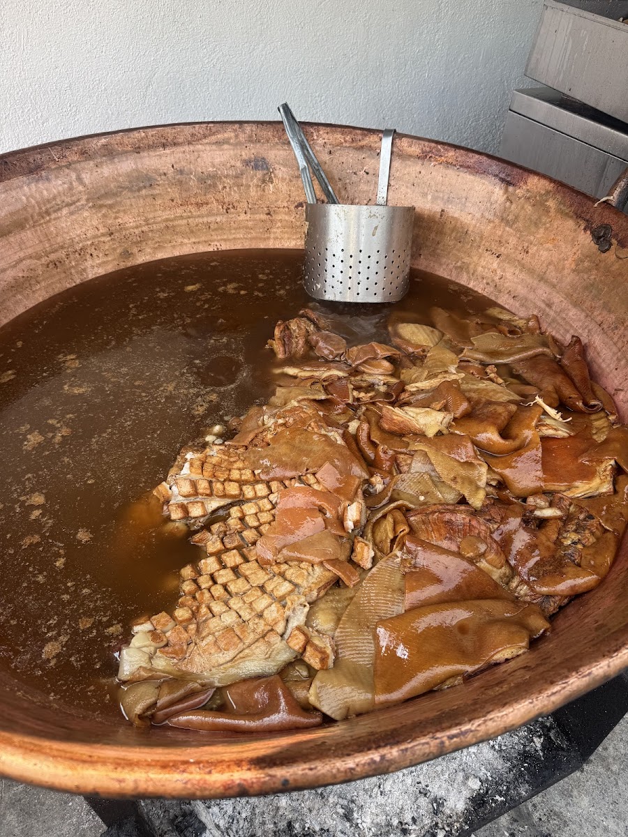 Carnitas El Pitufo Sucursal 2 Photo 3