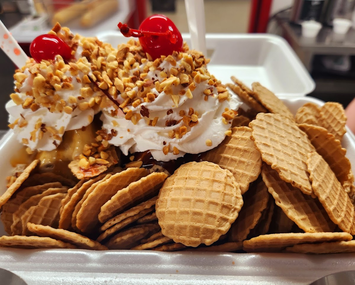 Corner House Ice Cream Parlor Photo 2