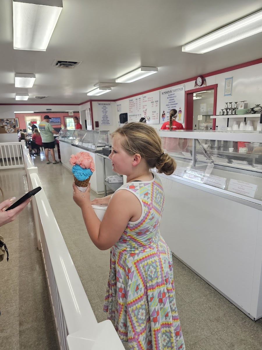 Corner House Ice Cream Parlor Photo 4