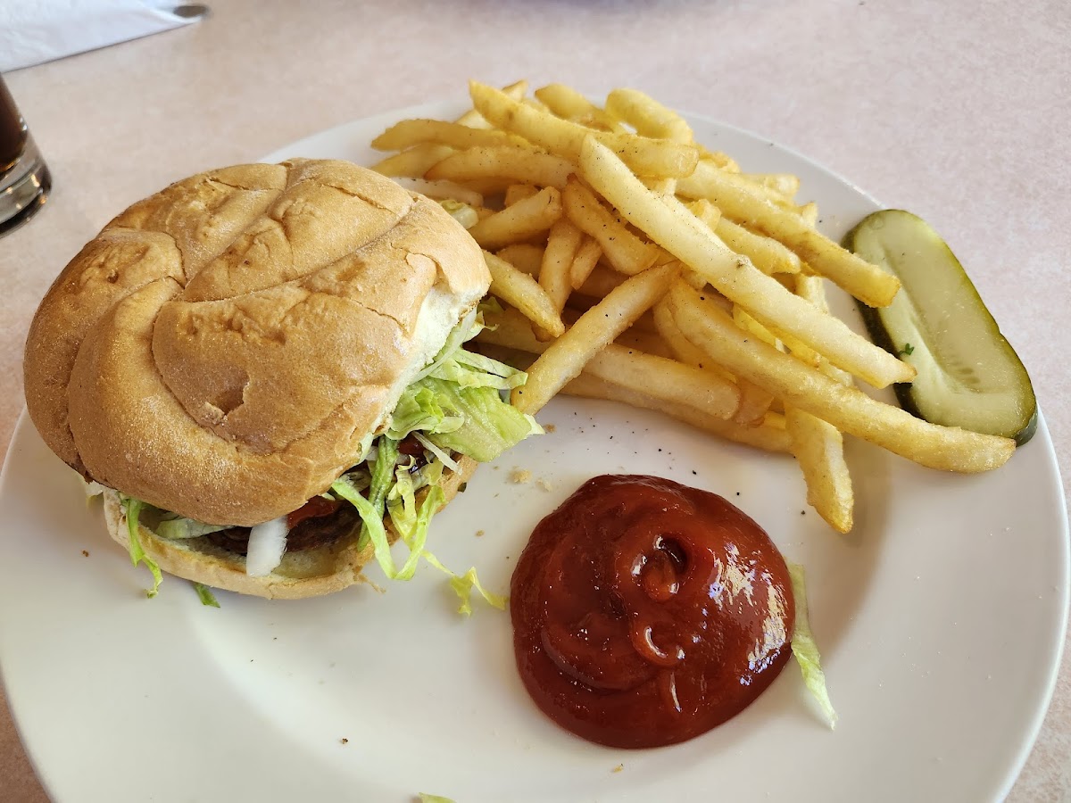 Old Caboose Restaurant & Pub Photo 6