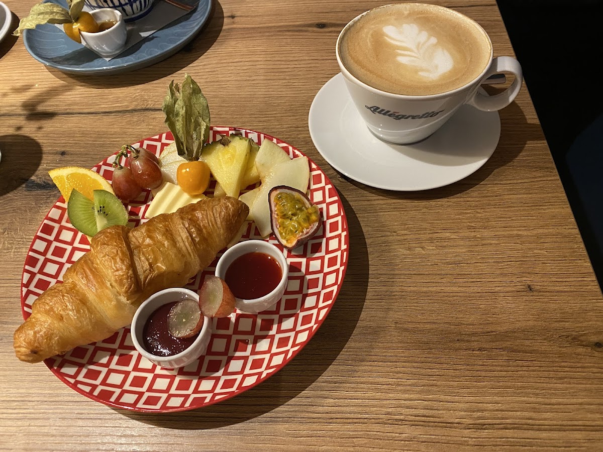 Café himbeerblau Photo 9