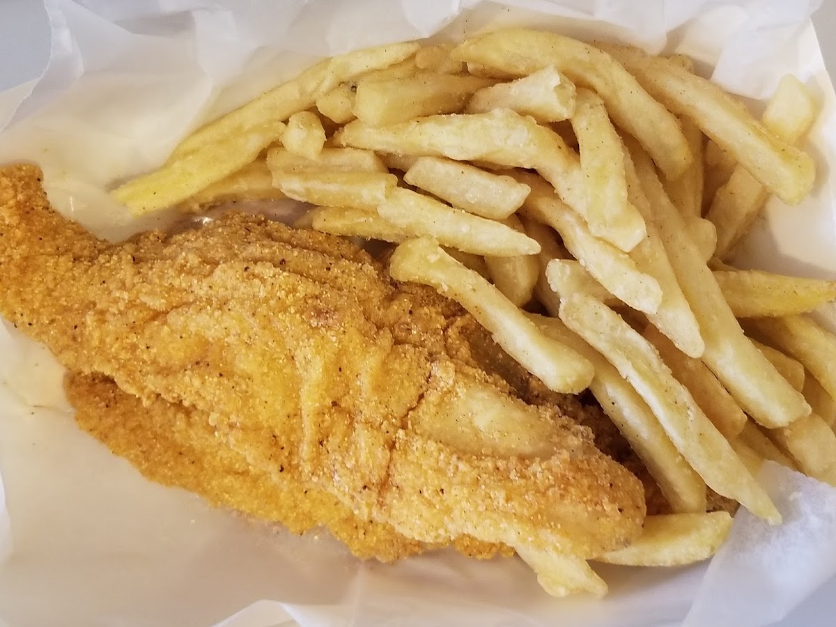 Harold’s Chicken Shack Photo 6