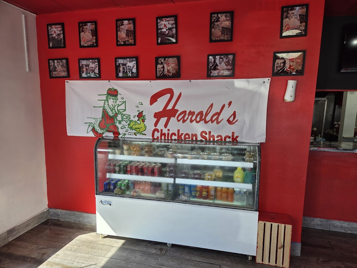 Harold’s Chicken Shack Photo 7