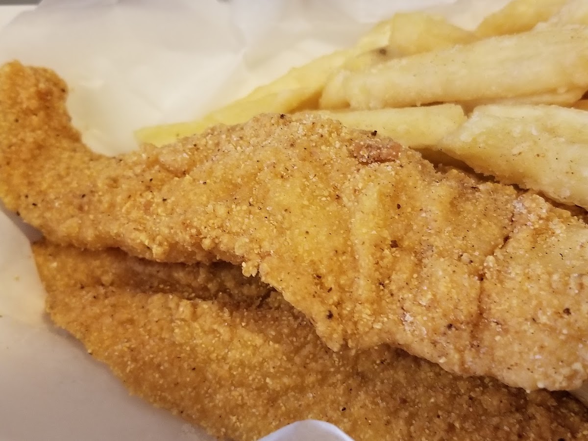 Harold’s Chicken Shack Photo 8