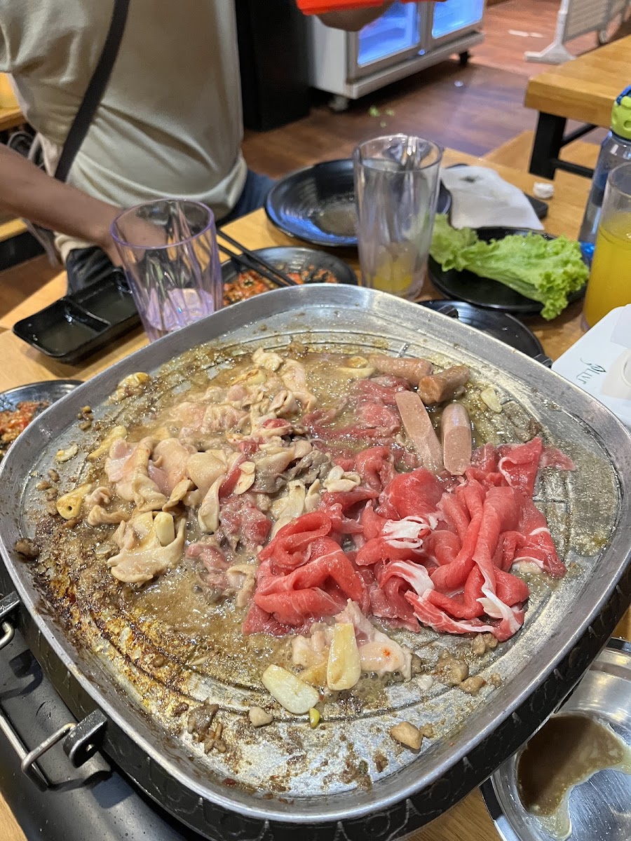 KAGAYAKU GRILL & SHABURI MEGALAND, PEMATANG SIANTAR Photo 4