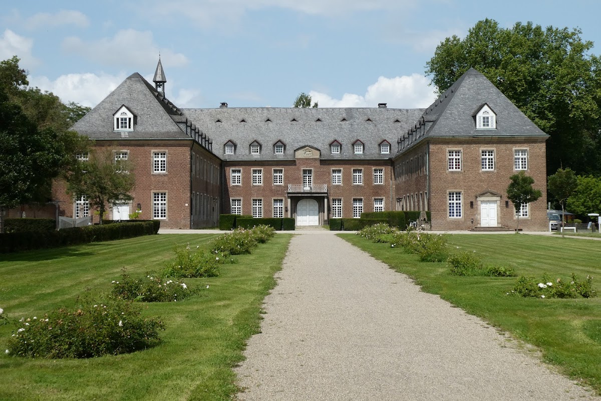 Restaurant und Biergarten Kloster Langwaden Photo 3