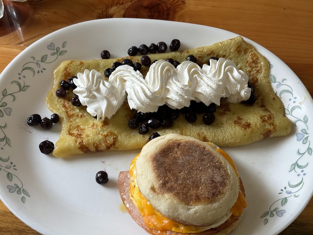 The FarmHouse Restaurant LLC Photo 7