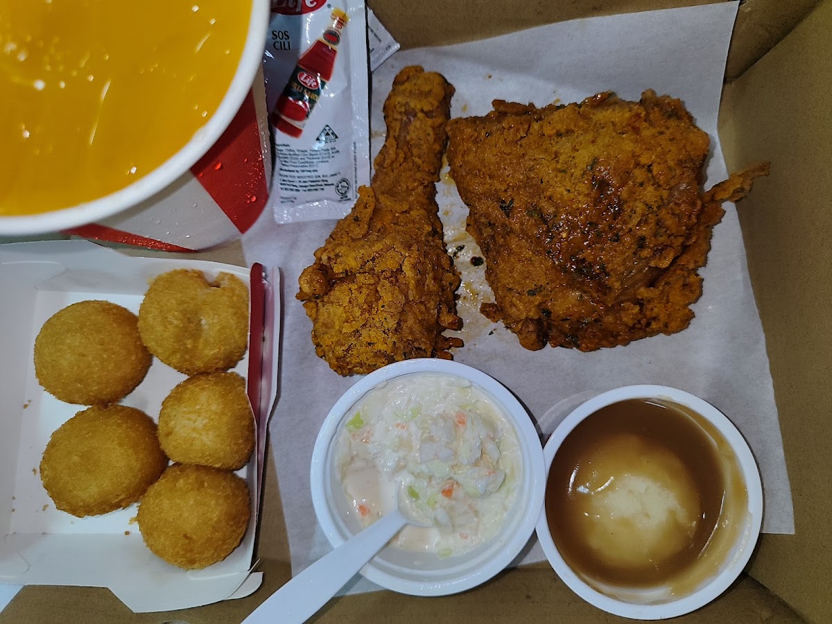 KFC DT PETRONAS WANGSA MELAWATI Photo 10