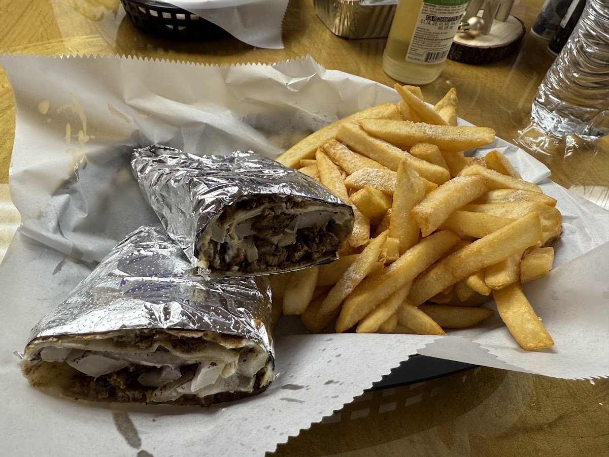 I Don't Know Restaurant & Grill Photo 8
