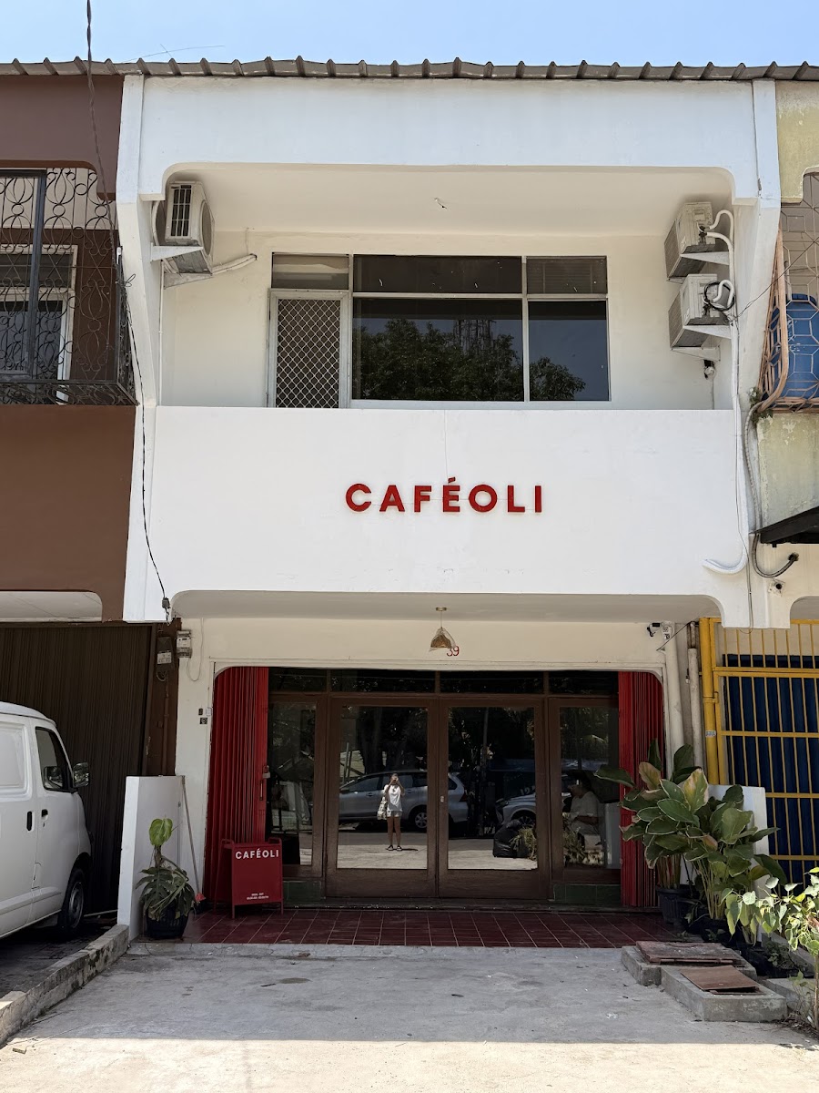 C A F É O L I