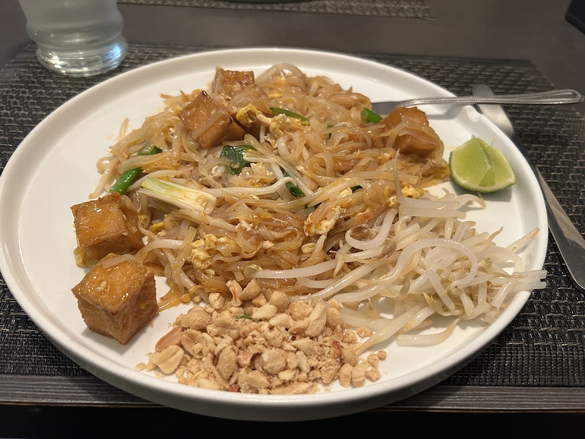 Thai and Vine Photo 4