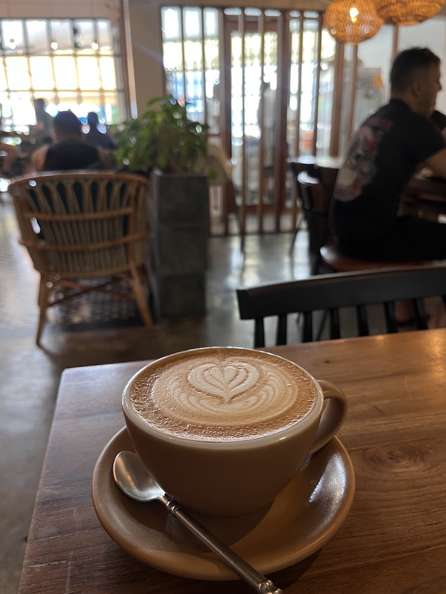 BARTELS Bang Tao - Sourdough Sandwiches, Coffee & Juicery Photo 6