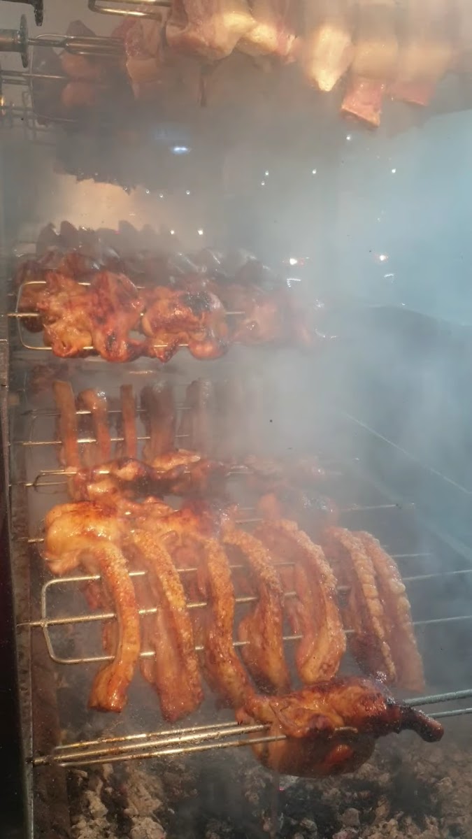 Butirok's Lechon Manok & Liempo Photo 2