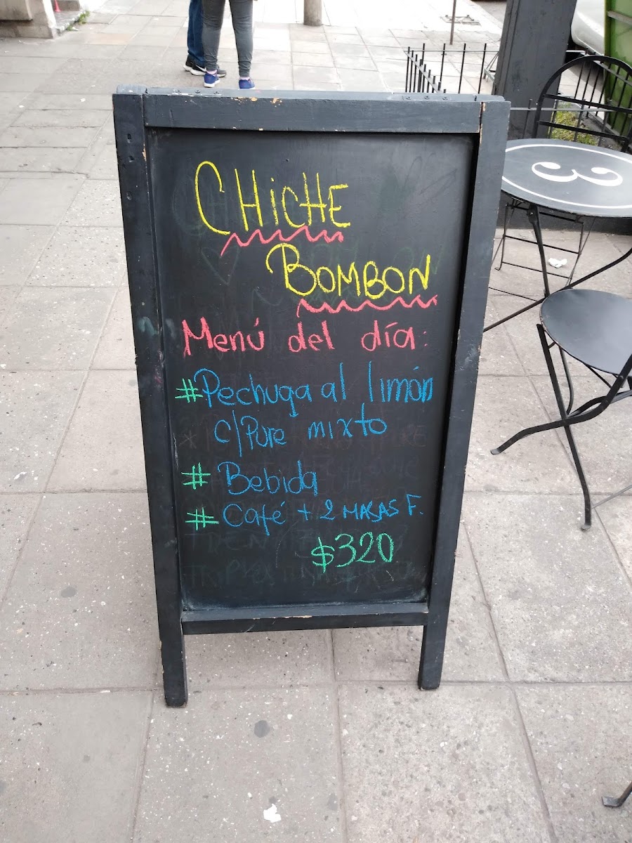 Chiche Bombón Photo Menu 8