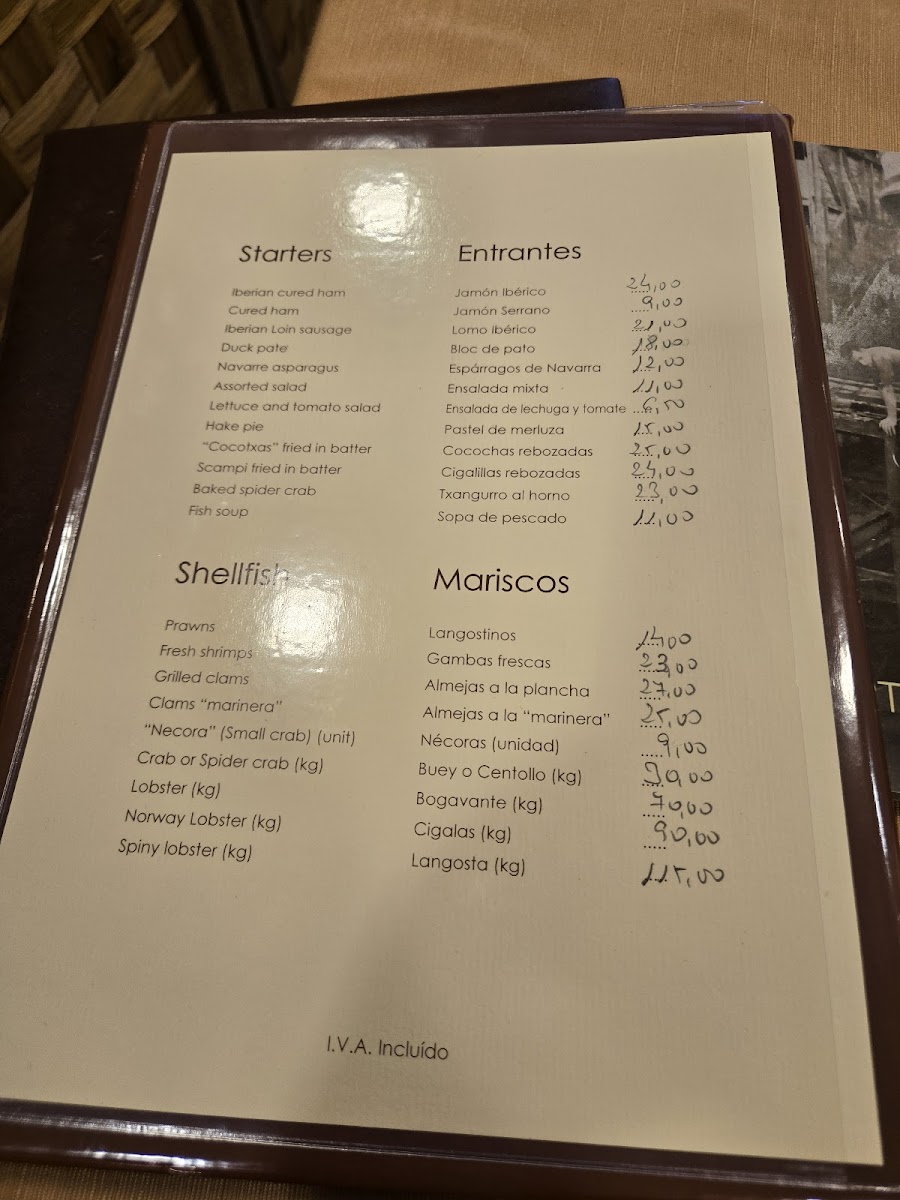 El Astillero Photo Menu 10