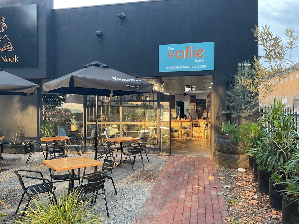 The Vallie Store, Indoor Market & Cafe Photo 9