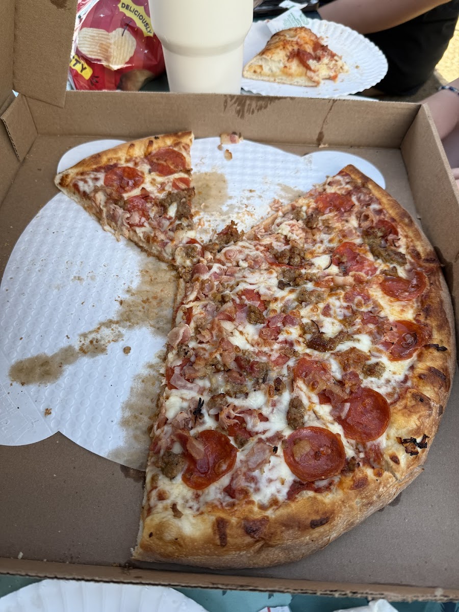 Maddy Moe’s Pizza Photo 4