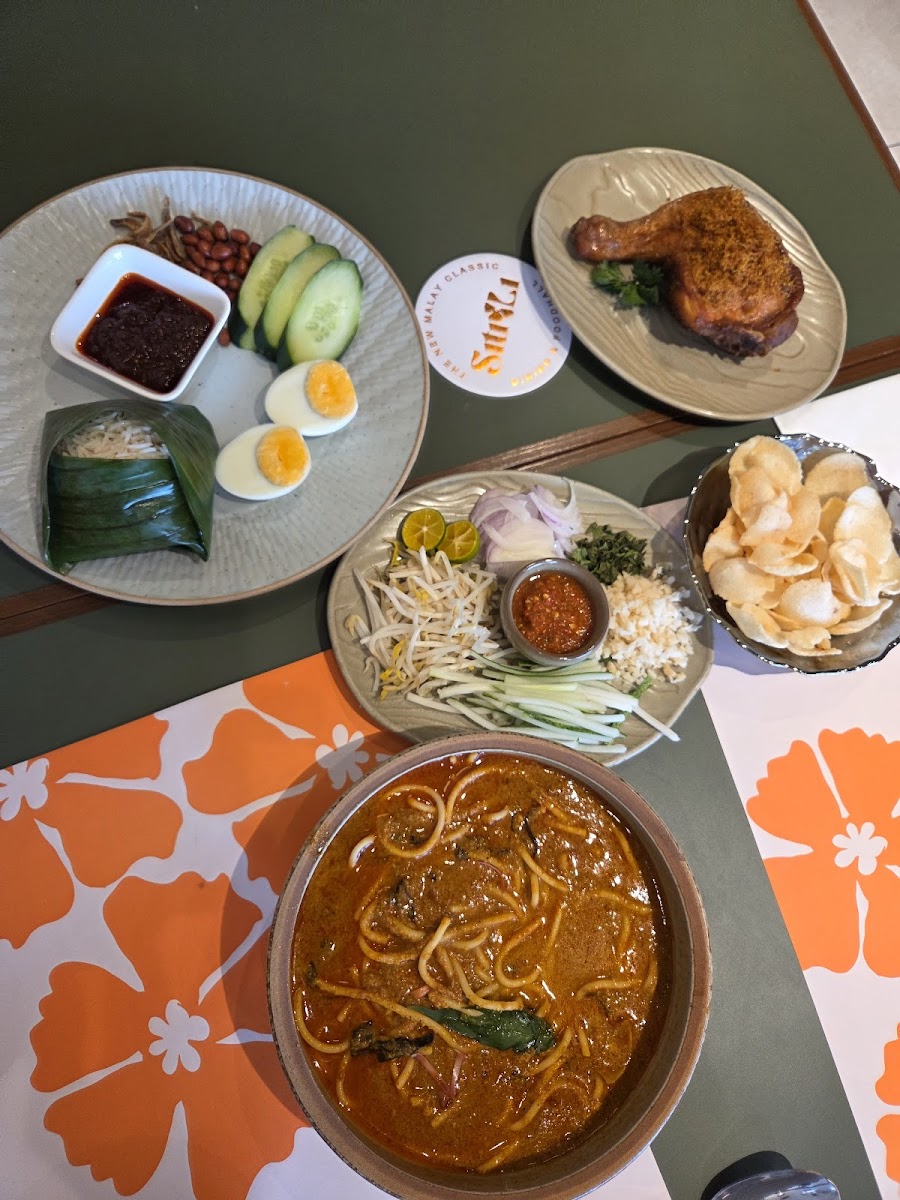 Siti Li Dining & Foodhall Photo 4