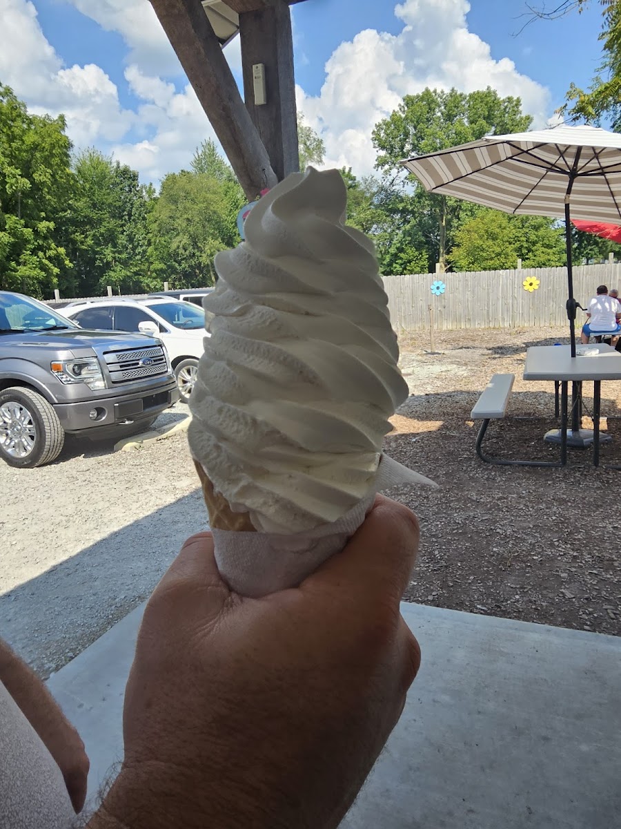 Mooey's Ice Cream Photo 4