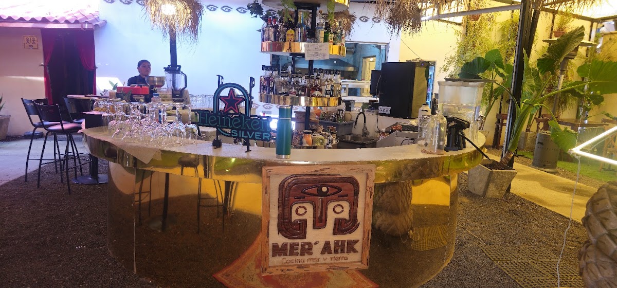 Mer'ahk Cocina Mar y Tierra