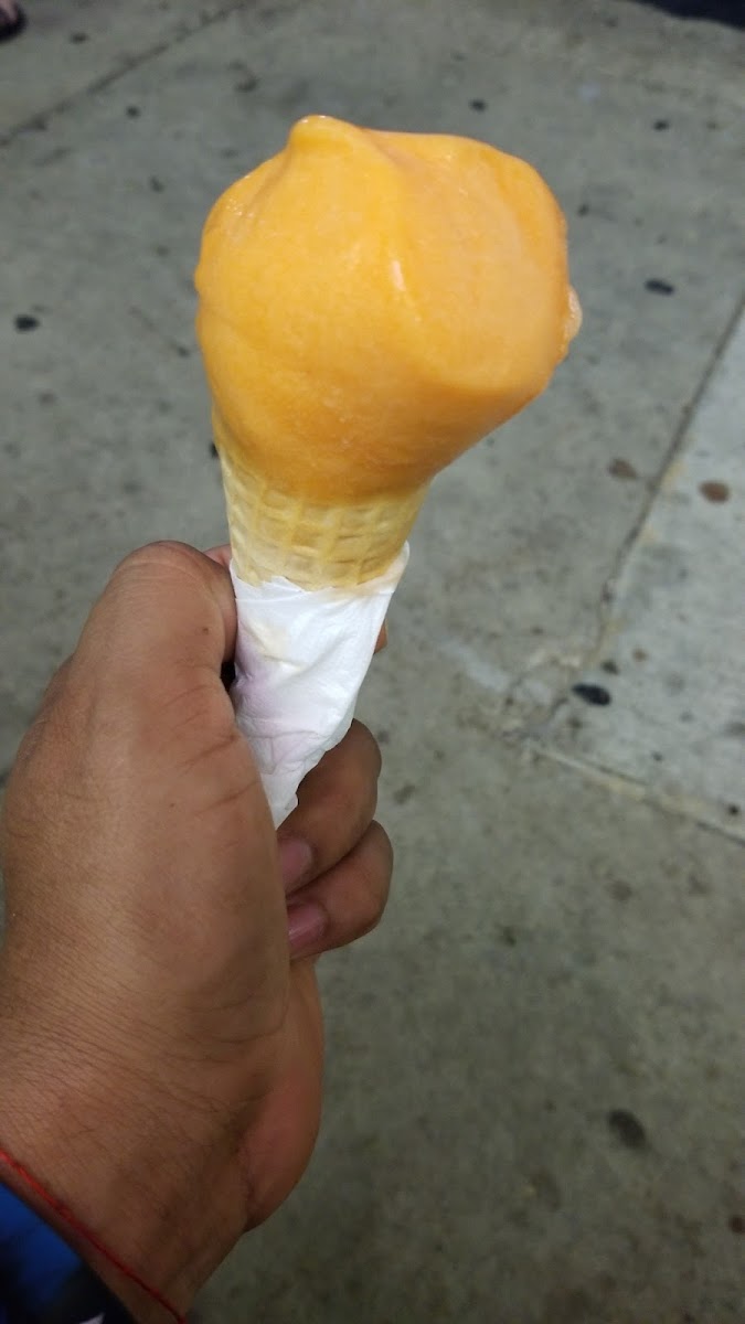 Sprinkles Ice Cream Shoppe Photo 7