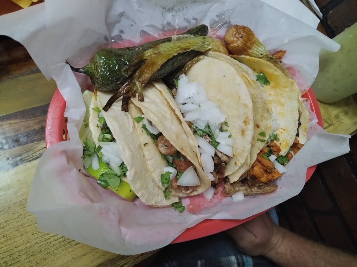Taqueria Guanajuatos Photo 4