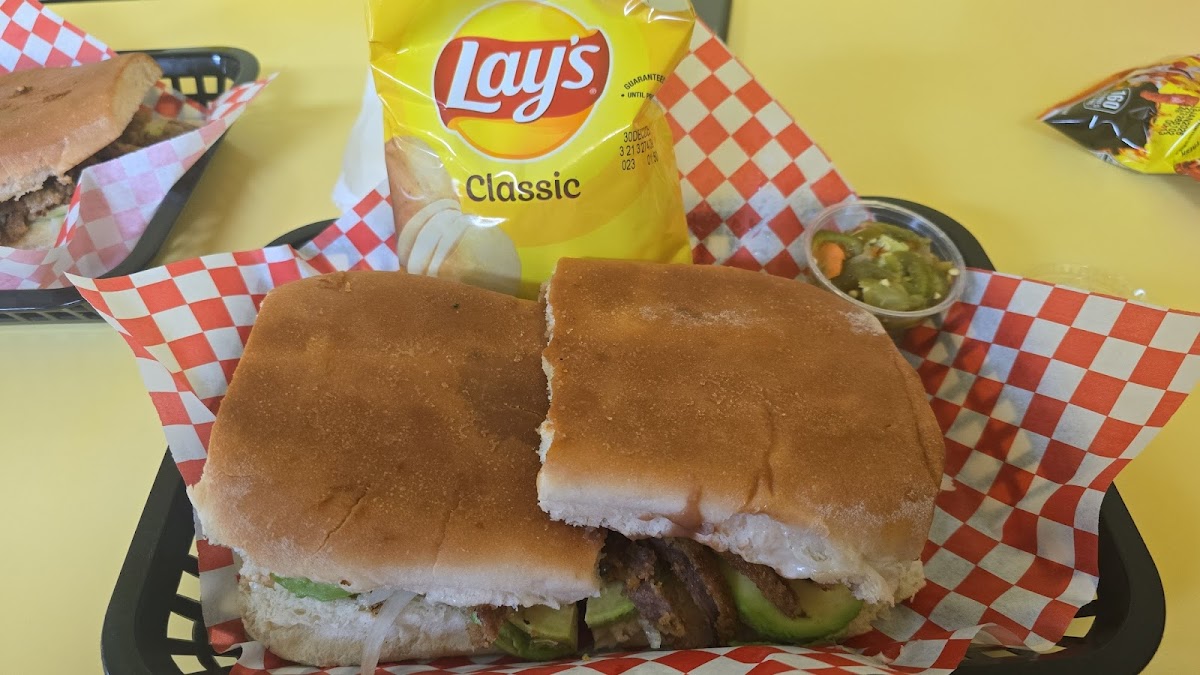 Delicias Tortas Y Snacks Photo 3