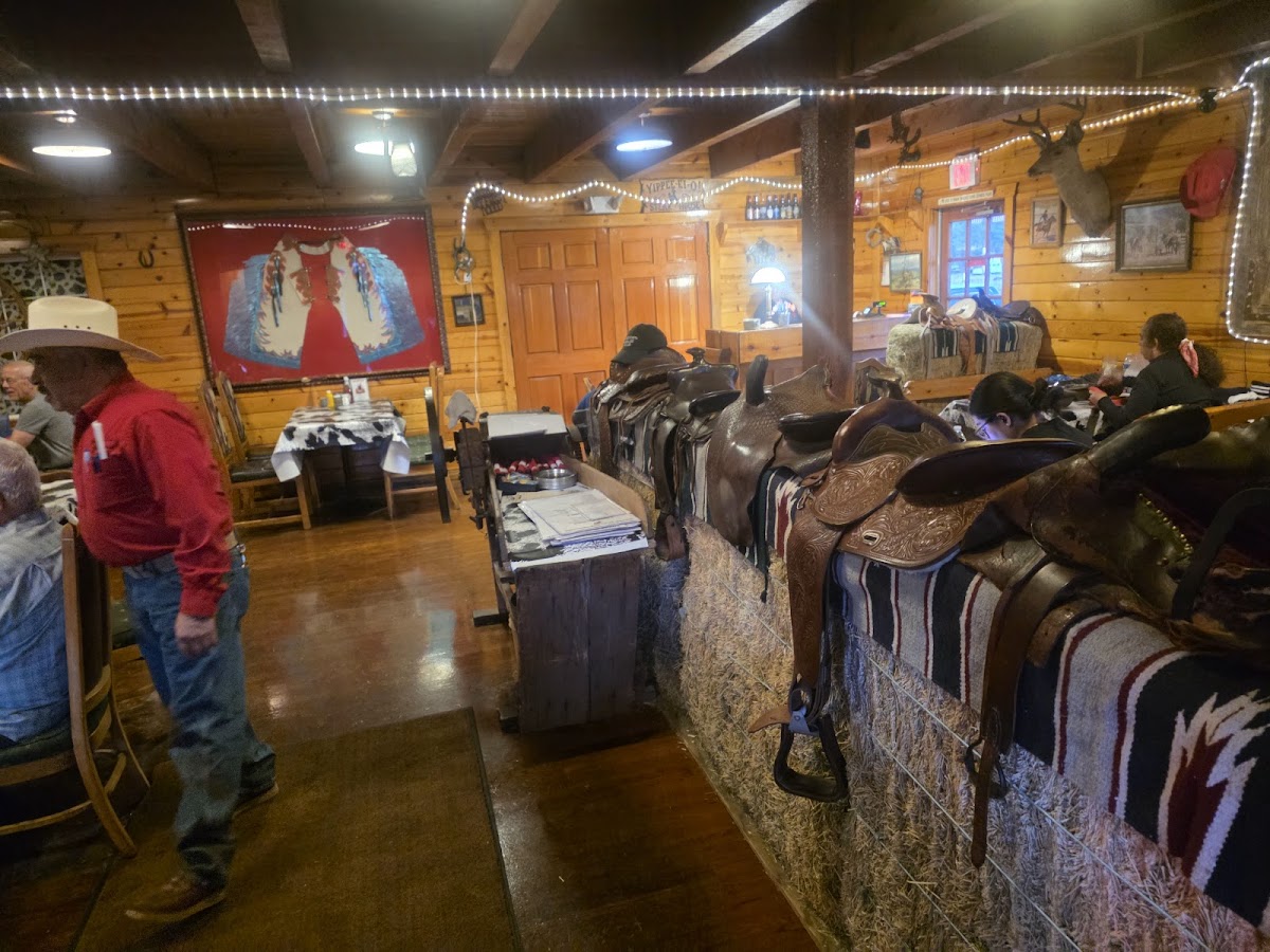 Yippee-Ei-O! Steakhouse Photo 3