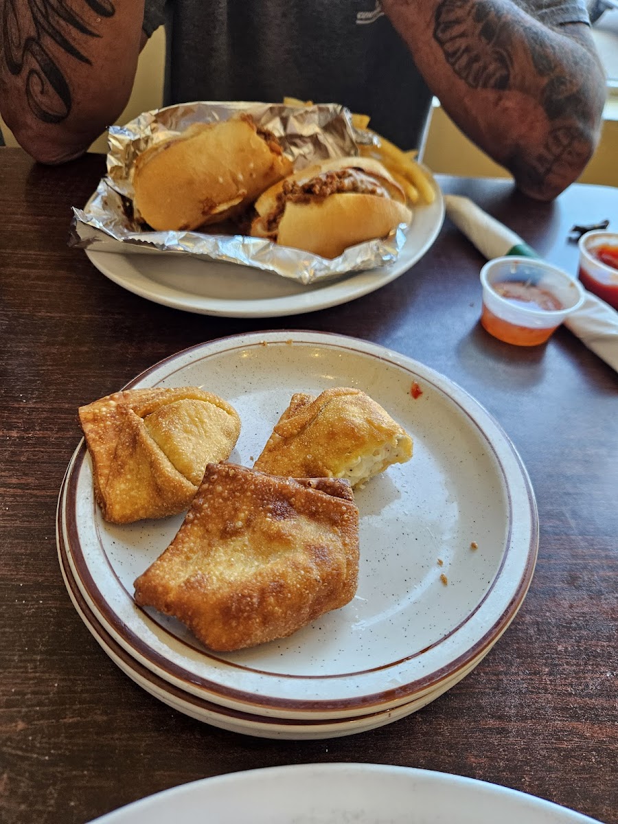 Winn's Pizza and Steakhouse Norwalk Photo 5