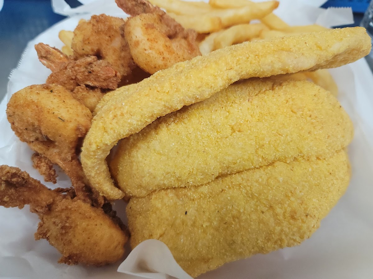 Star Fish Chicken & Gyros Photo 6