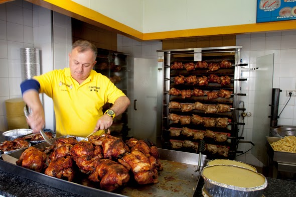 El Palacio del Pollo Photo 4