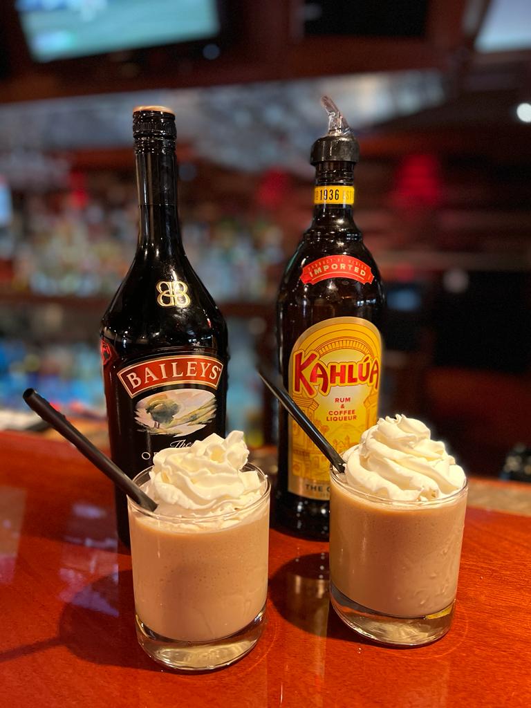 JEWELZ BAR & GRILL