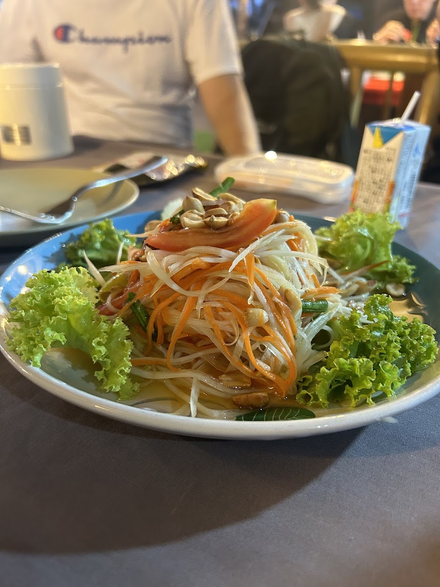 Lay Mai Khao Seafood Restaurant Photo 9